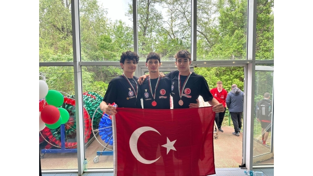 Tsvetnitsa Yüzme Turnuvası